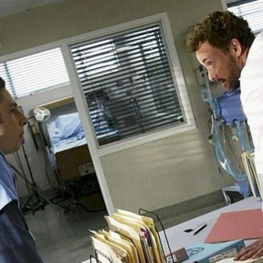 nostalgia,-online:-mini-reunions-of-‘scrubs’-and-‘beverly-hills,-90210’