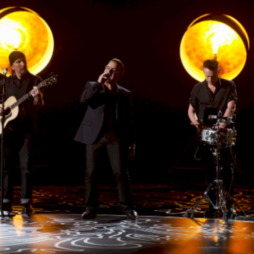 u2-releases-“staring-at-the-sun”-remixes-for-second-installment-of-new-digital-seriews