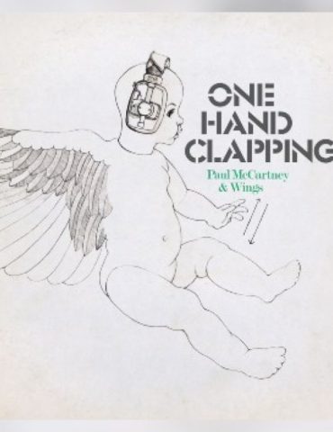 paul-mccartney-&-wings-share-“junior’s-farm”-from-upcoming-release-‘one-hand-clapping’