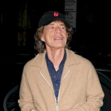 mick-jagger-tours-houston-space-center-ahead-of-hackney-diamonds-tour-kickoff