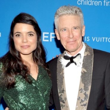 u2-bassist-adam-clayton-confirms-divorce-from-wife-after-10-years