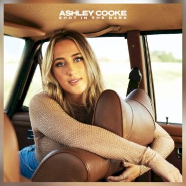 ashley-cooke-says-debut-album-captures-“my-heart-and-soul-in-a-project”
