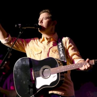scotty-reflects-on-career-milestones-+-opry-induction:-“i’m-extremely-grateful”