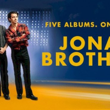 jonas-brothers-postpone-mexico-shows-after-nick-gets-the-flu