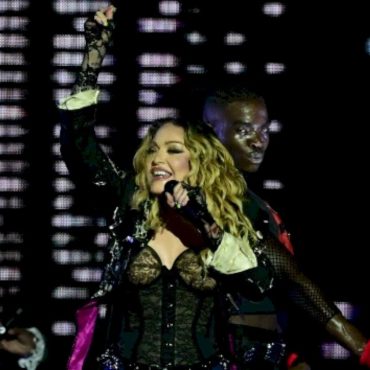 in-brazil,-madonna-sets-record-for-largest-stand-alone-concert-in-history