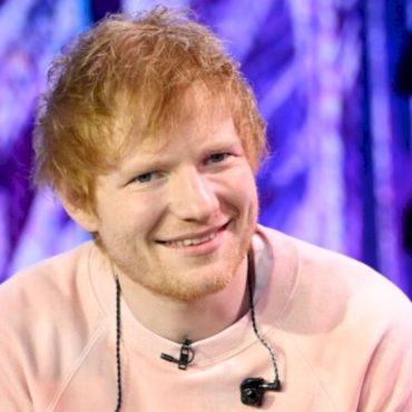 ed-sheeran-explains-why-he-gave-a-#1-hit-to-justin-bieber
