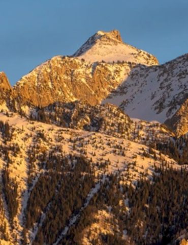 3-skiers-missing-in-utah-avalanche,-search-underway:-police