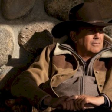 kevin-costner-“doesn’t-want-to-get-down-in-the-gutter”-with-‘yellowstone’-rumors,-insists-show-was-his-“priority”