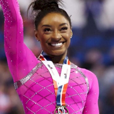 simone-biles-wins-core-hydration-classic-with-top-score-ahead-of-2024-paris-olympics
