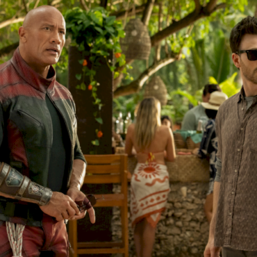 dwayne-johnson,-chris-evans-team-up-to-save-santa-claus-in-‘red-one’-trailer