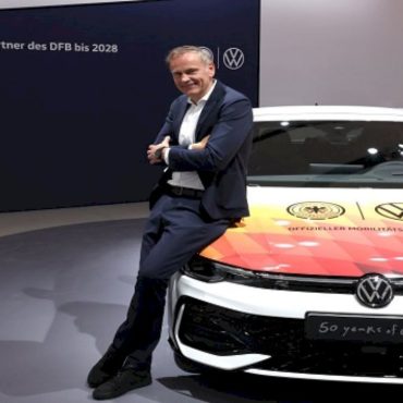 what-to-know-about-the-volkswagen-rivian-partnership