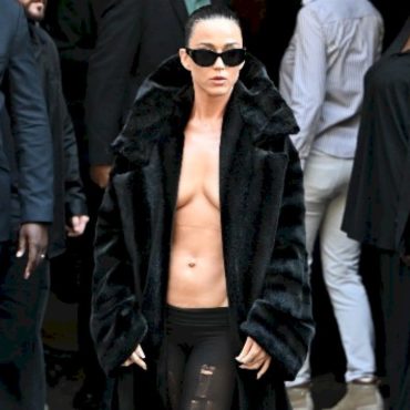 katy-perry-says-topless-balenciaga-look-is-“simple-but-chic”-—-and-covers-her-c-section-scar