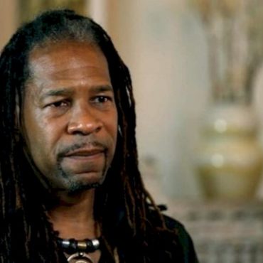 journalist-lz-granderson-opens-up-about-being-scared-to-tell-people-he-is-hiv-positive