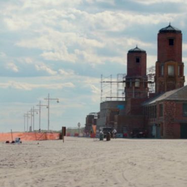 the-uncertain-future-of-a-historic-lgbtq+-safe-space:-new-york-city’s-people’s-beach