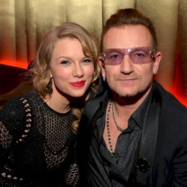 u2-welcomes-taylor-swift-back-to-their-hometown:-“leave-some-of-it-standing!!!”