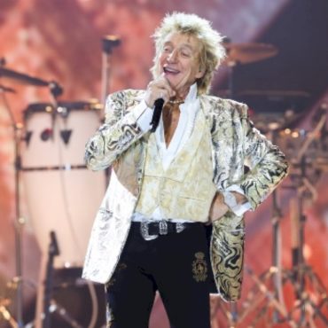 rod-stewart’s-“forever-young”-turned-into-sound-waves-art-for-a-good-cause