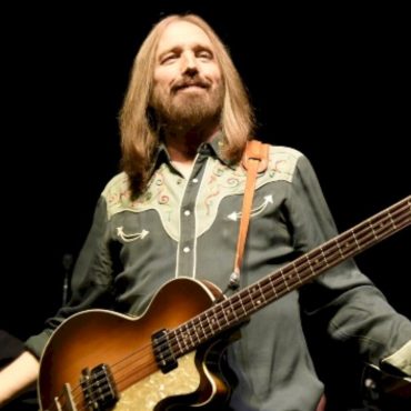 tom-petty-estate-makes-worldwide-catalog-deal-with-warner-chappell-music