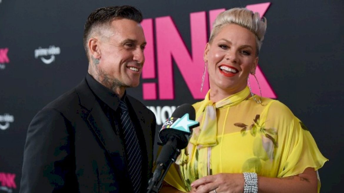 pink’s-husband-congratulates-her-on-selling-out-hometown-stadium:-“no-one-deserves-it-more”