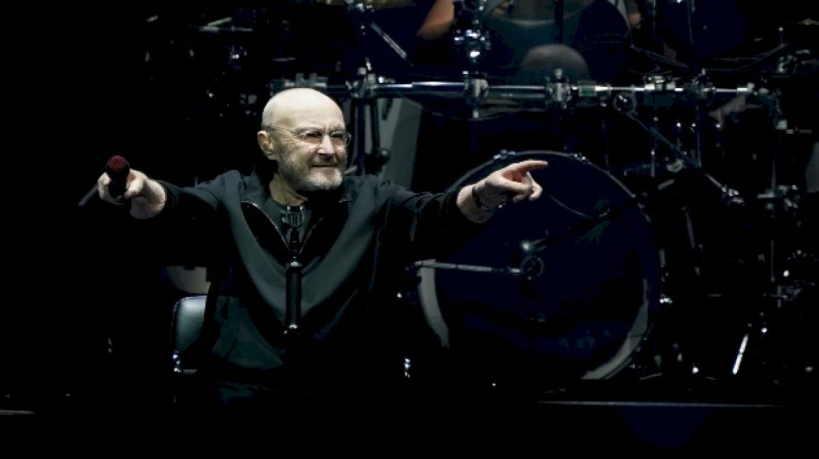 phil-collins-is-in-“top-form,”-says-legendary-manager,-who-predicts-new-music-“before-too-long”