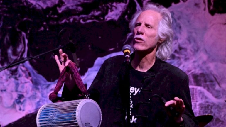 john-densmore,-devo-&-more-taking-part-in-﻿’musicians-for-kamala﻿’-livestream-event