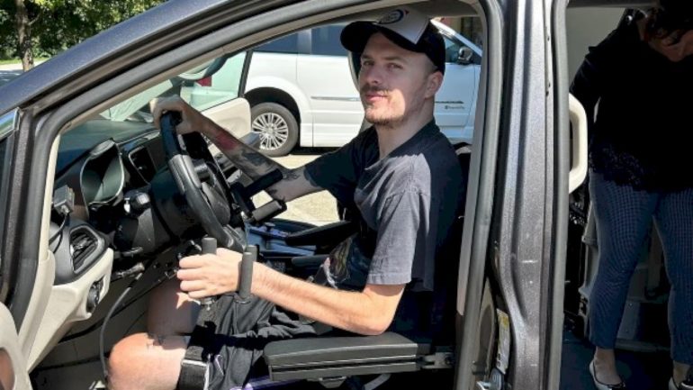 man-left-paralyzed-at-19-drives-car-again-for-first-time