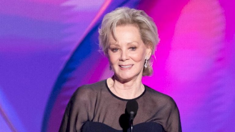 jean-smart-kicks-off-‘snl”s-50th-season-with-jelly-roll;-ariana-granda,-michael-keaton-coming-back,-too