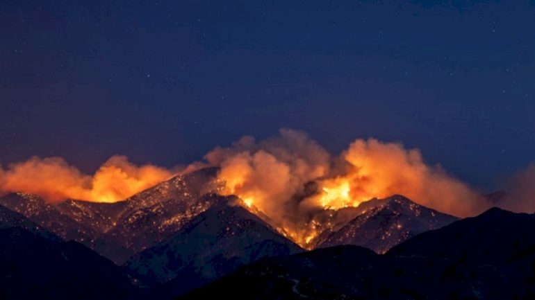 firefighters-nearing-victory-in-battle-against-3-massive-wildfires-near-los-angeles