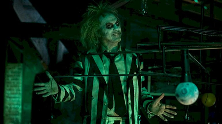 ‘beetlejuice-beetlejuice’-holds-off-‘transformers-one,’-tops-box-office-again-with-$26-million-weekend