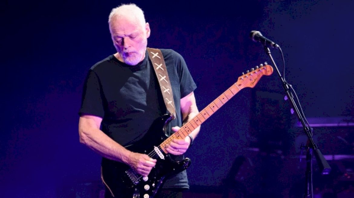 david-gilmour-already-looking-ahead-at-new-music:-“i’ve-got-a-trove-of-stuff-already”