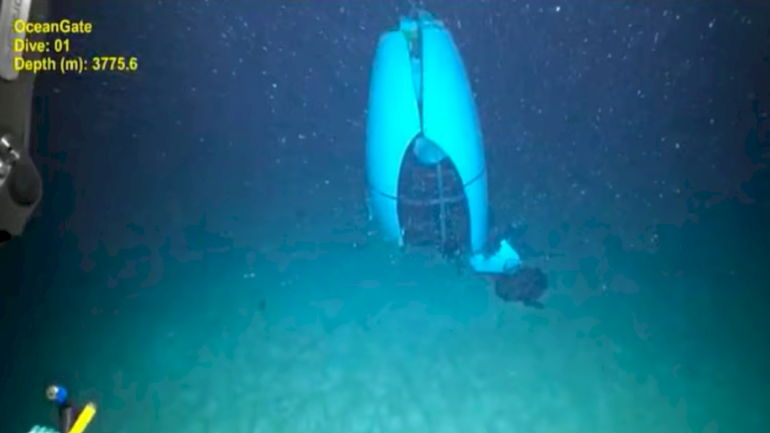 ntsb-engineer-says-titan-submersible’s-carbon-fiber-hull-showed-‘anomalies’