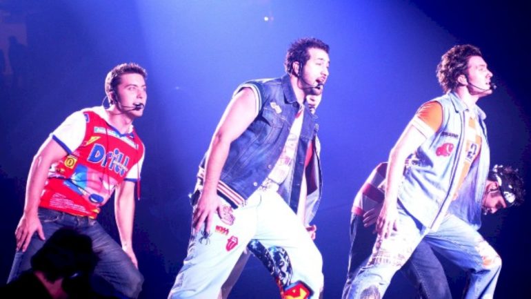 lance-bass-recalls-hearing-diddy-telling-justin-timberlake-to-go-solo-at-an-*nsync-show