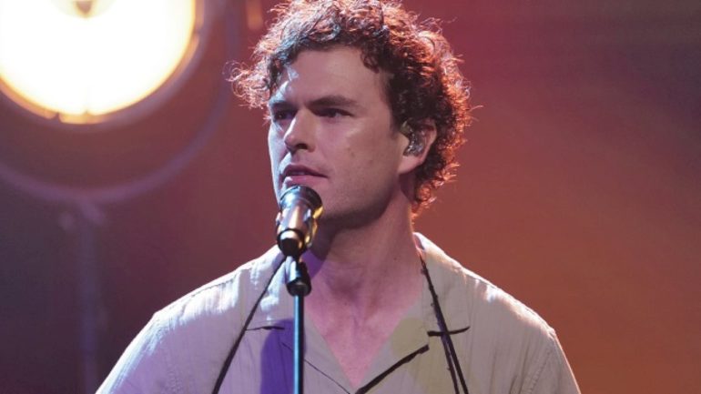 10-years-later,-vance-joy-recalls-the-“riptide”/”uptown-funk”-michelle-pfeiffer-battle