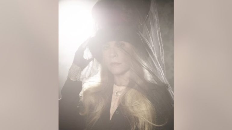 stevie-nicks’-“the-lighthouse”-is-here:-“this-may-be-the-most-important-thing-i-ever-do”