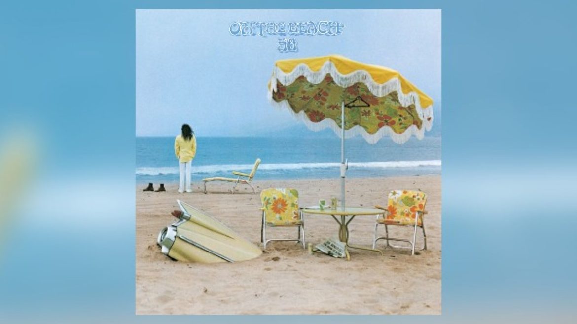 neil-young-celebrating-50th-anniversary-of-‘on-the-beach’-with-clear-vinyl-release