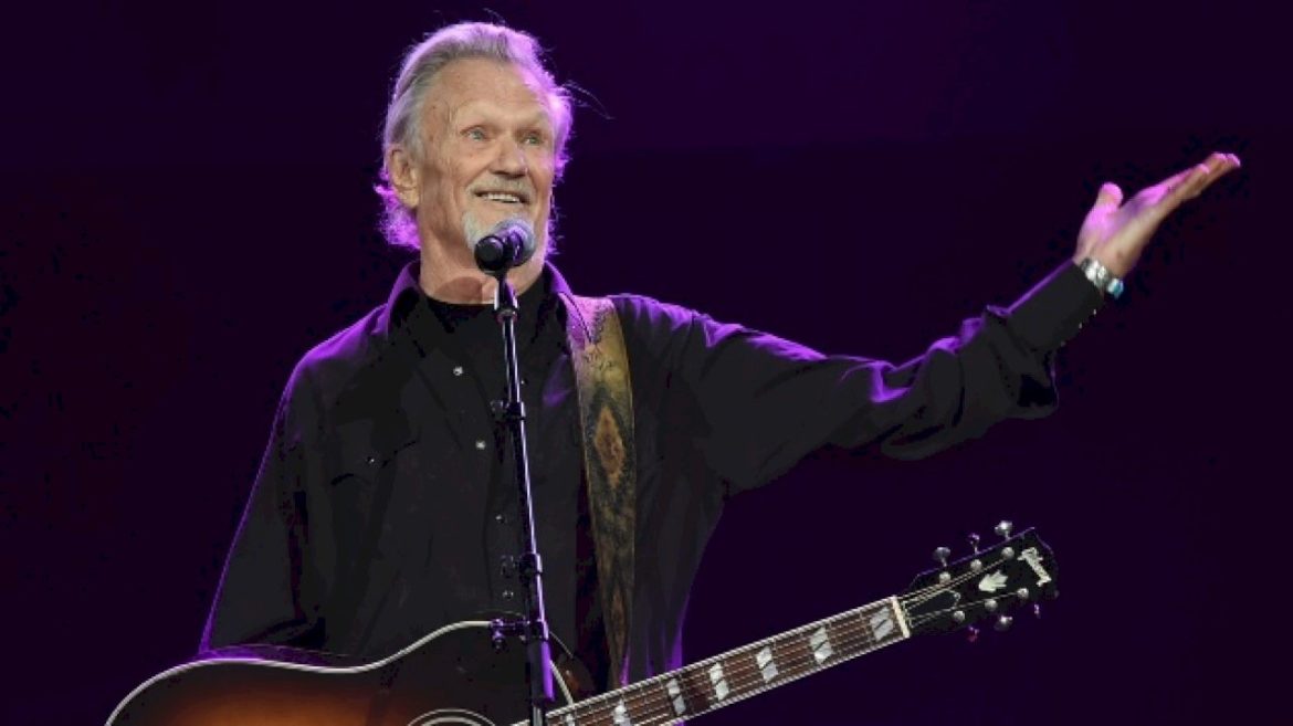 u2,-john-mellencamp-&-more-pay-tribute-to-kris-kristofferson