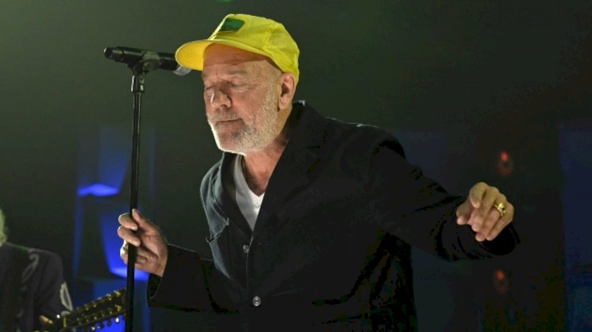 rem.’s-michael-stipe-to-appear-at-harris/walz-get-out-the-vote-concert