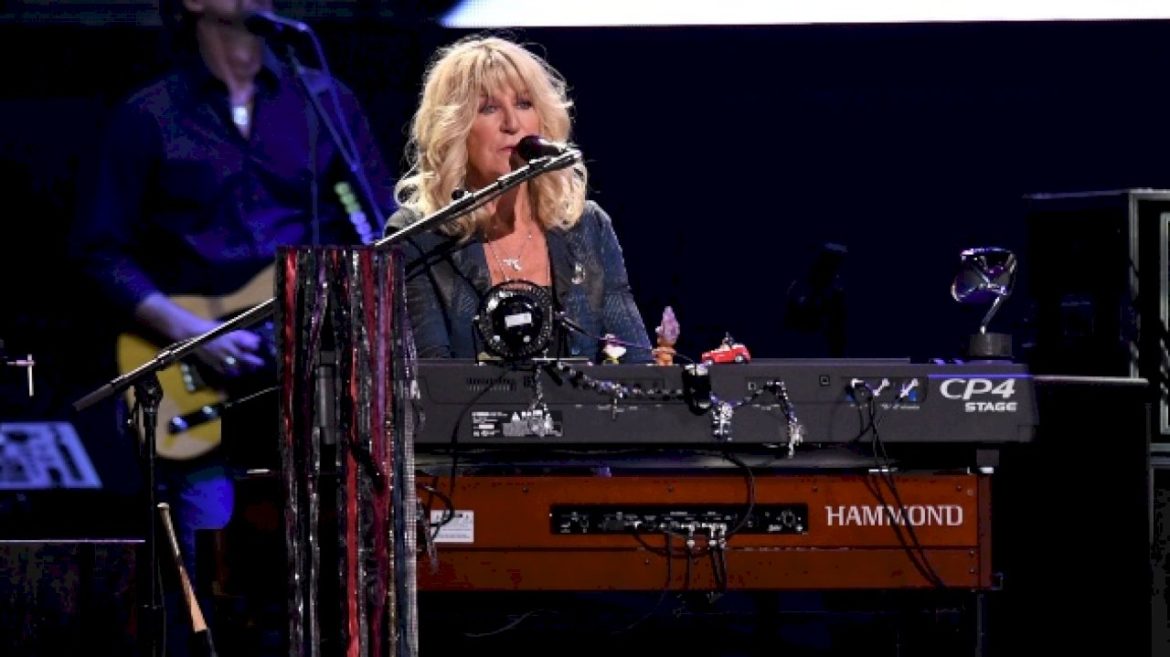 axs-tv-to-air-fleetwood-mac-weekend-ahead-of-upcoming-christine-mcvie-auction