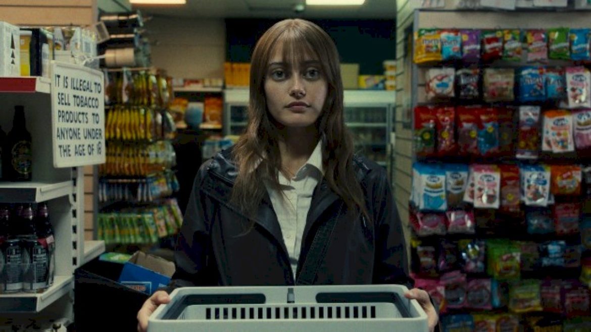 ella-purnell-on-why-‘sweetpea’-serial-killer-role-“scared”-her