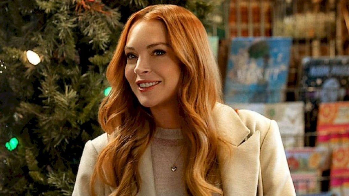 lindsay-lohan-shares-photo,-release-date-for-upcoming-netflix-holiday-film-‘our-little-secret’