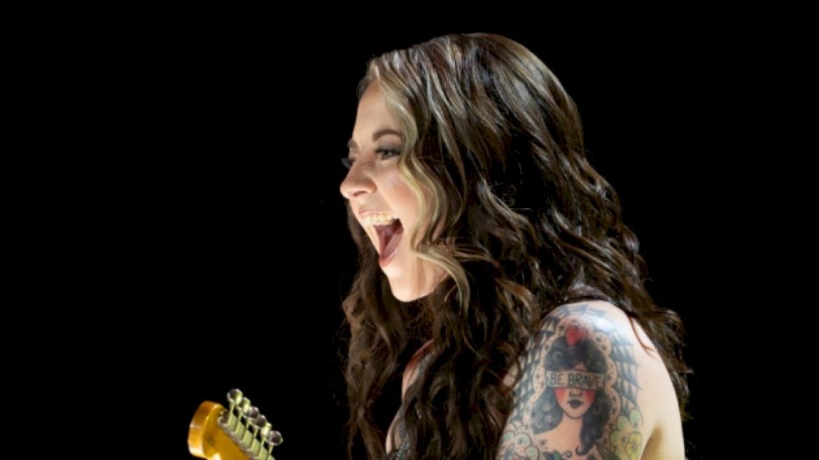 ashley-mcbryde-is-flipping-the-switch-on-the-opry