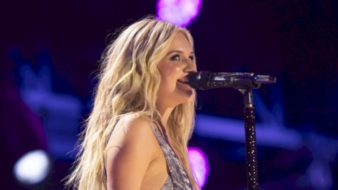 kelsea-ballerini’s-glad-she’s-not-on-her-“first-rodeo”