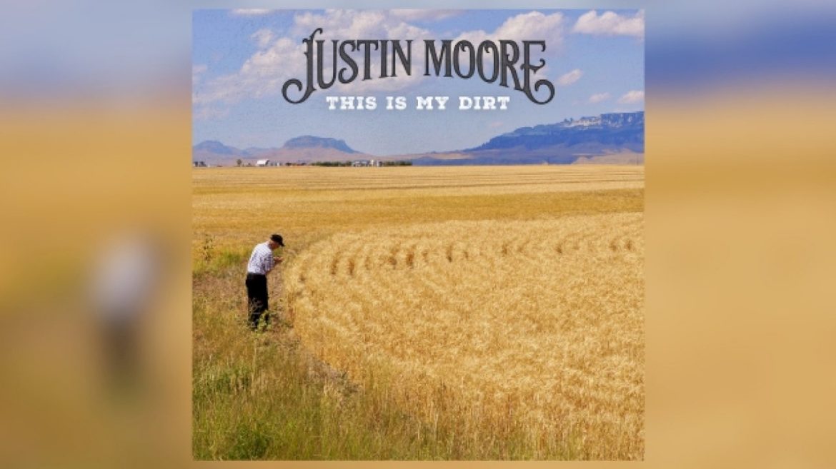 justin-moore-scores-13th-#1-with-“this-is-my-dirt”