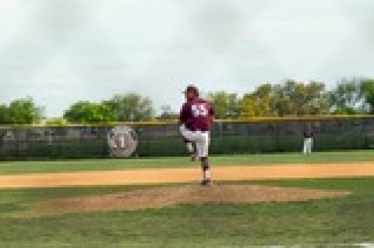 baseball-goes-2-1-against-university-of-dallas