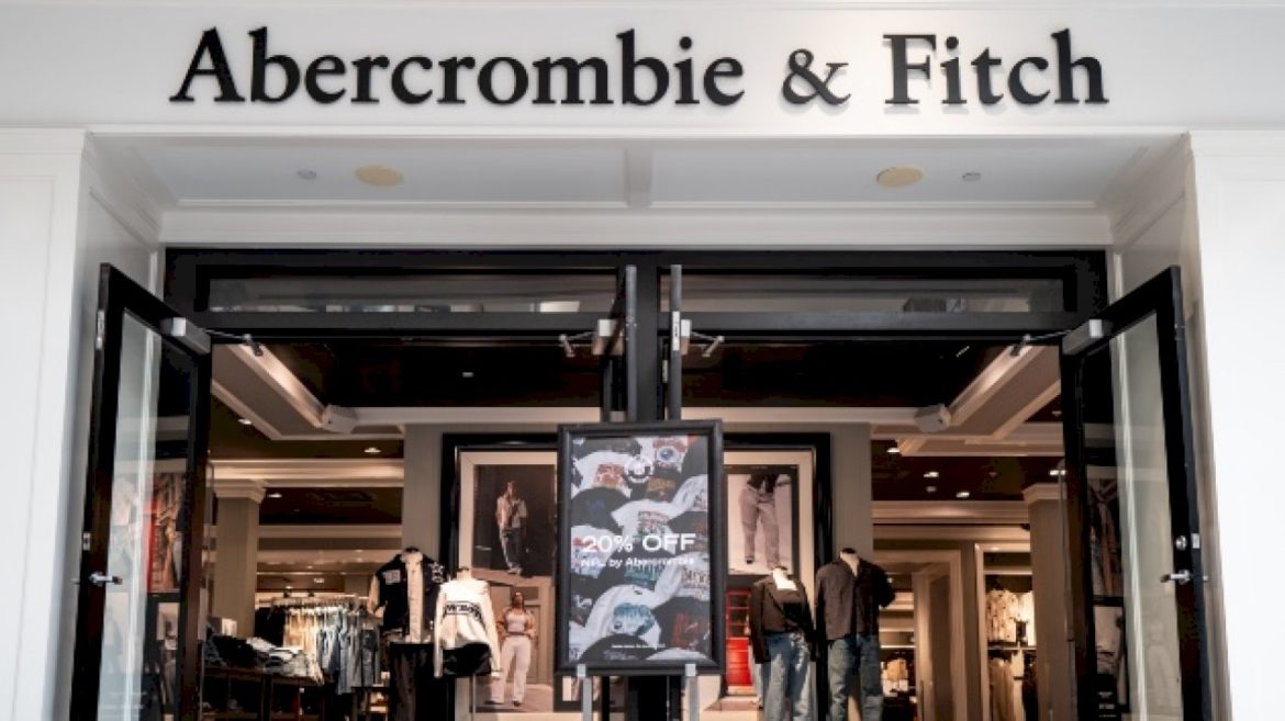 former-abercrombie-ceo-arrested-in-sex-trafficking-investigation