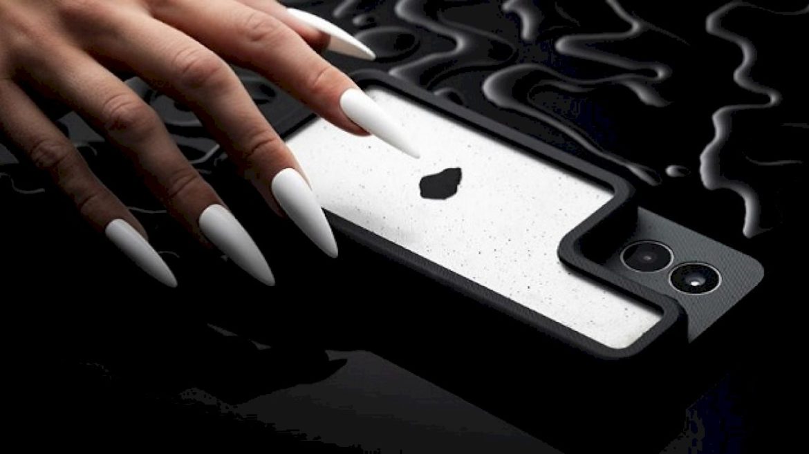 mobile-phone-manufacturer-melds-with-venom-with-slick-new-‘alien’-case