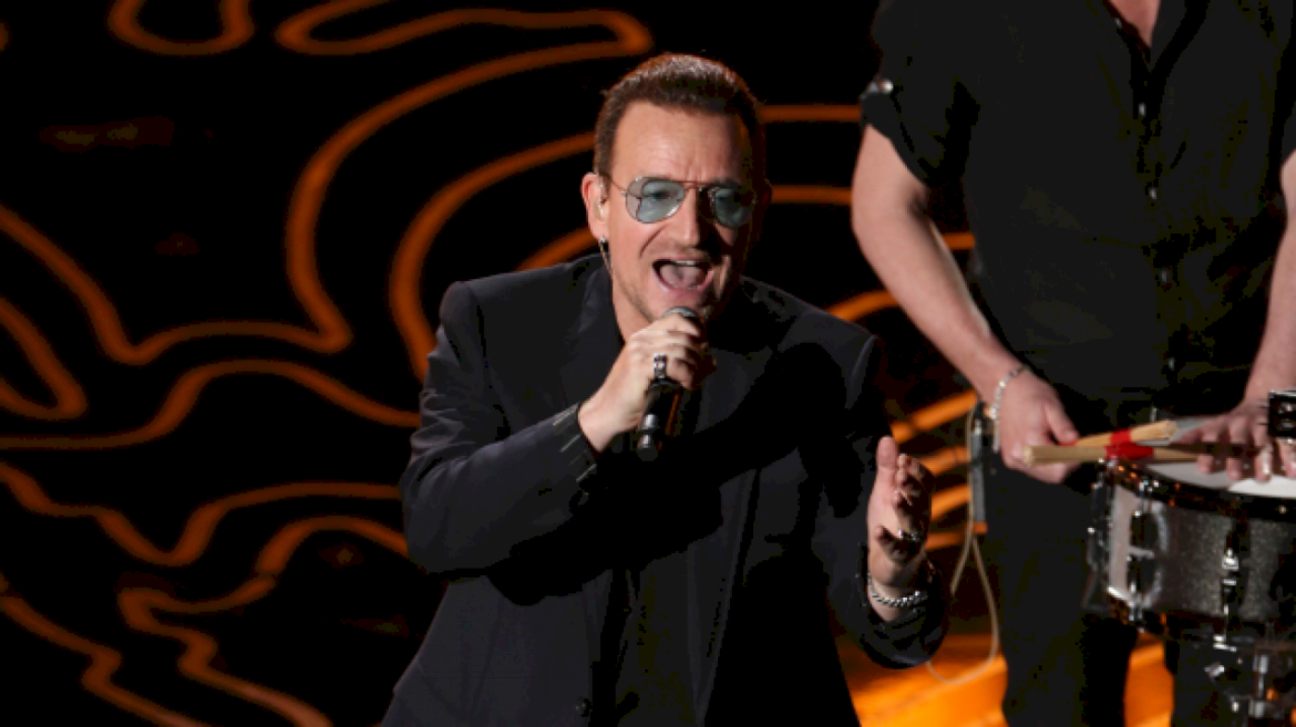 art-from-bob-dylan,-bono-&-more-part-of-new-las-vegas-art-exhibit