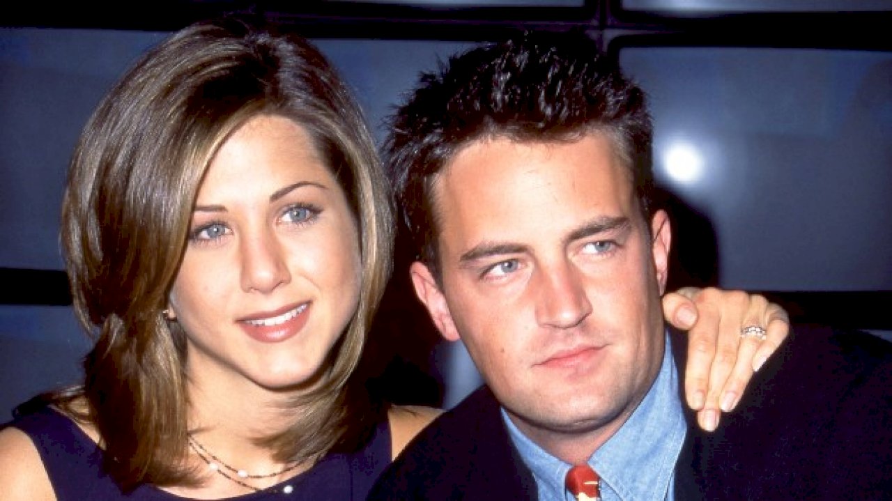 jennifer-aniston-remembers-matthew-perry-on-1-year-anniversary-of-his-death