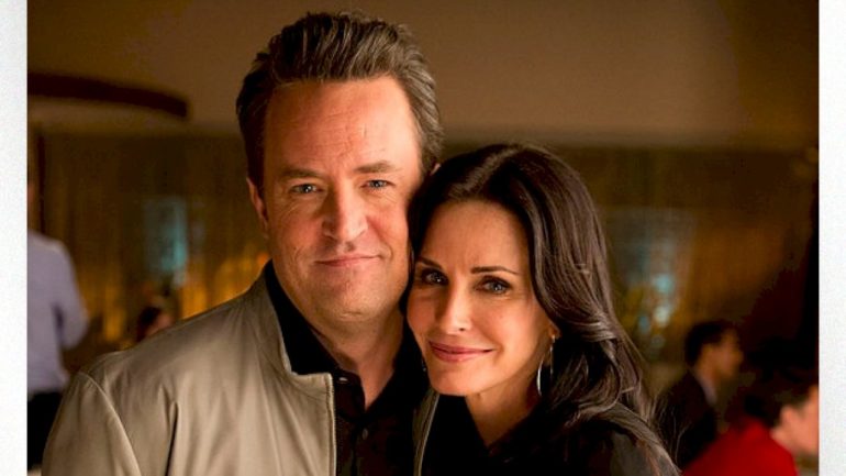 courteney-cox-remembers-matthew-perry-on-anniversary-of-his-death