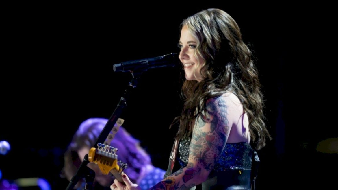 ashley-mcbryde’s-cma-awards-performance-will-be-special