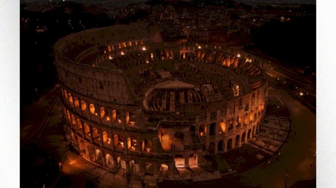 ‘strength-and-honor’:-airbnb-inviting-would-be-warriors-to-the-colosseum-for-the-ultimate-‘gladiator’-experience